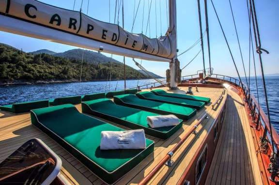 Image of Carpe Diem 7 yacht #4