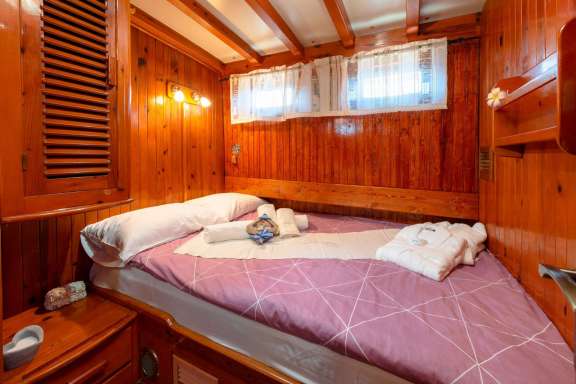 Image of DONA yacht #7