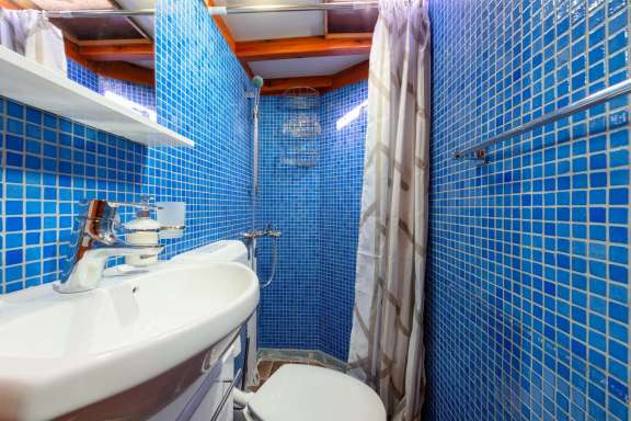 Image of DONA yacht #8