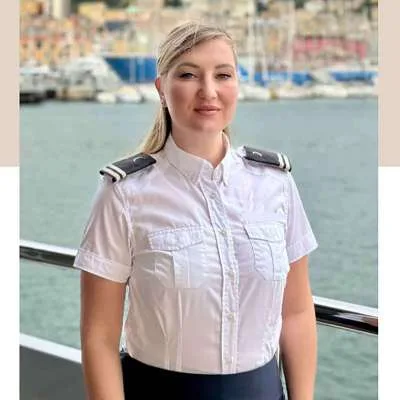 Stewardess Valentyna Samonenko
