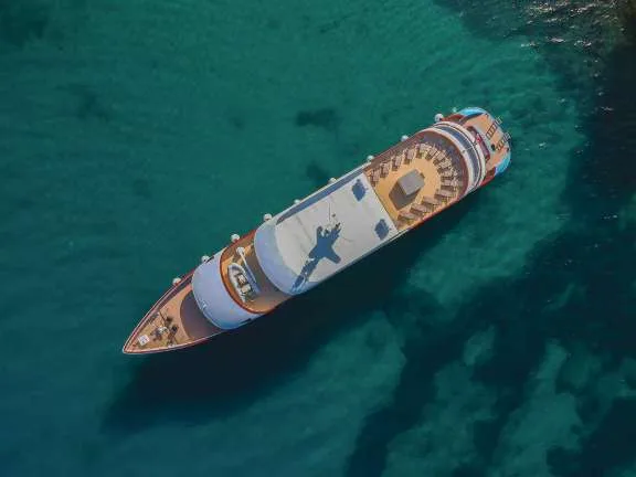 Image of Ohana yacht #12