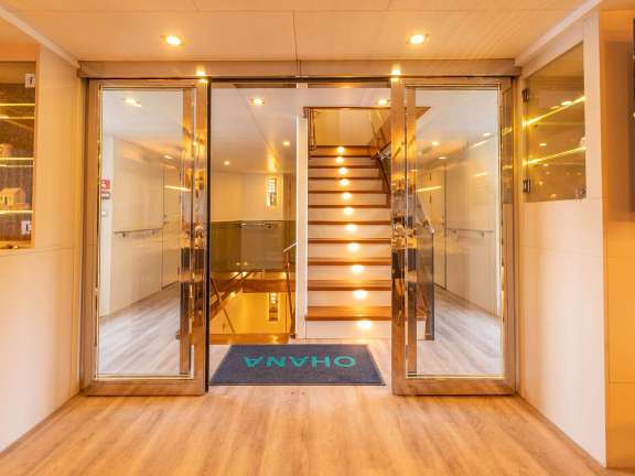 Image of Ohana yacht #17