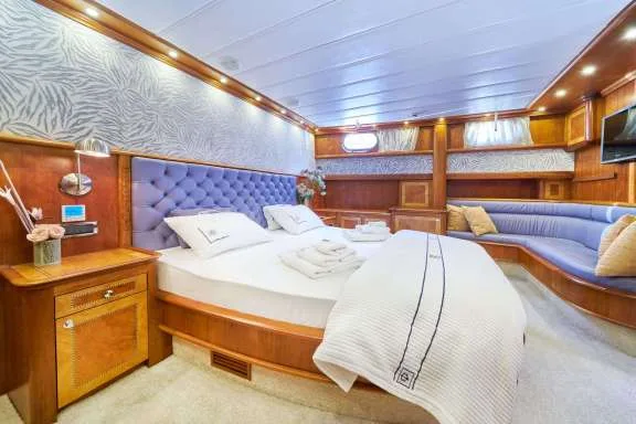 VIP Cabin