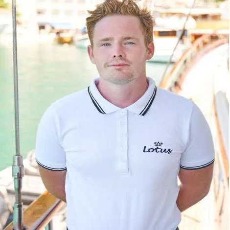 Crew of LOTUS|Deckhand