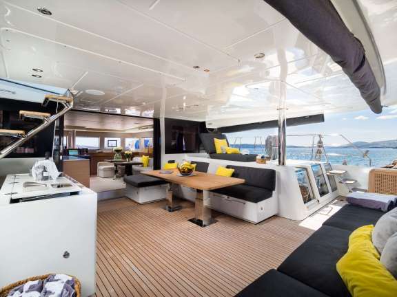 Image of DUOLIFE yacht #19