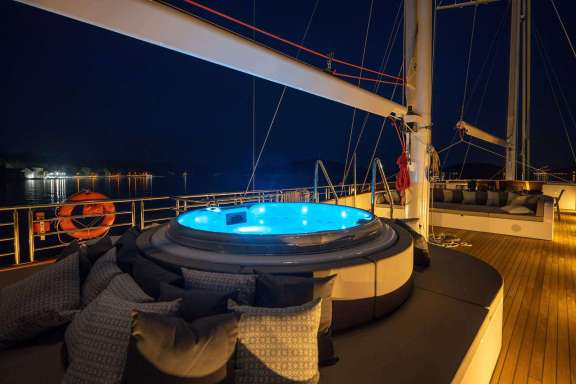 Image of Love Story yacht #11