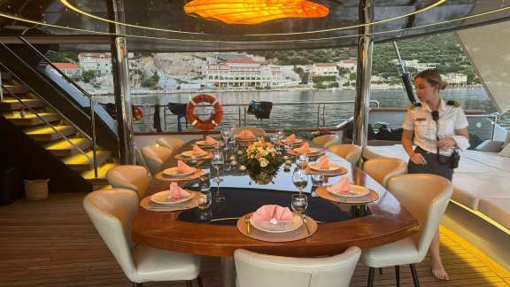 Image of LIFE IS GOOD yacht #11