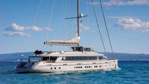 Image of LIFE IS GOOD yacht #17