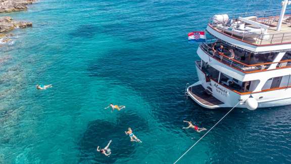 Image of Almissa yacht #19