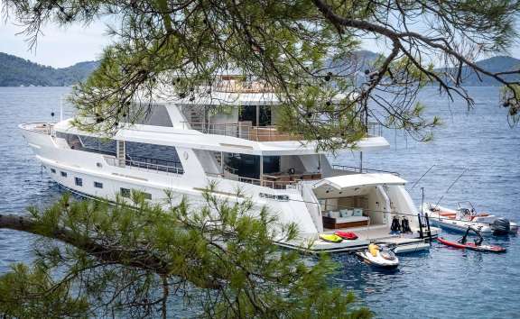 Image of SUNRISE yacht #19