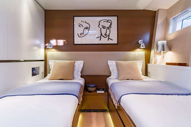convertible twin/double cabin
