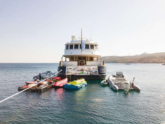 Beach House - Tender & Toys