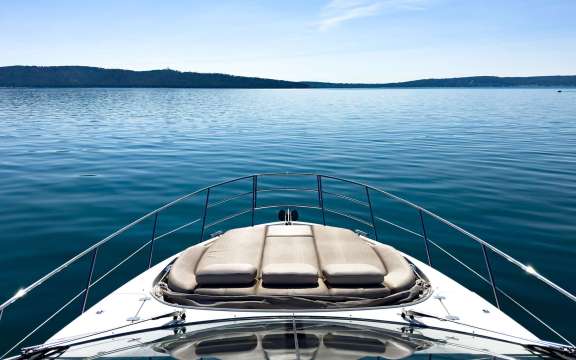 Image of BE HAPPY (Azimut 55) yacht #19