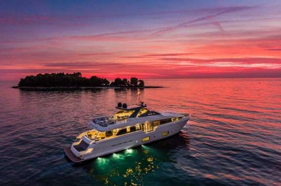 Image of DAMARI yacht #11