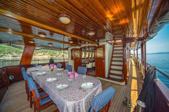 Image of LUNA yacht #7