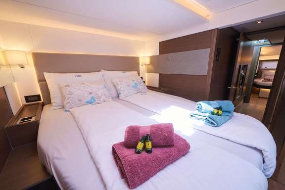 Image of GOOD VIBES ( Leopard 53 PC owner version) yacht #7