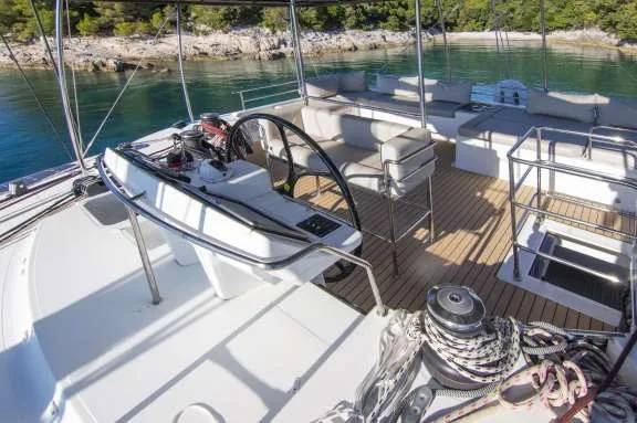Image of Cool Change yacht #11