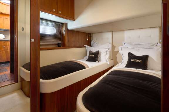 Image of Sunseeker Predator 72 Ghost yacht #8