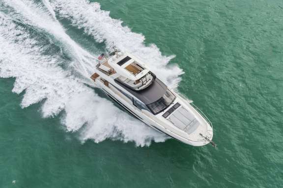 Prestige 690 Cruising -bow