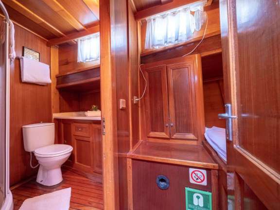 Image of Sole yacht #10