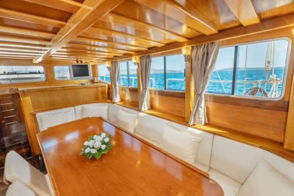 Image of Sole yacht #13