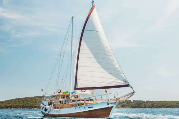Image of Sole yacht #14