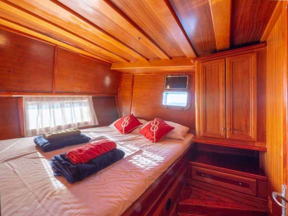 Image of Sole yacht #6