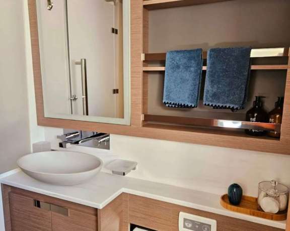 Image of LOOMA yacht #15