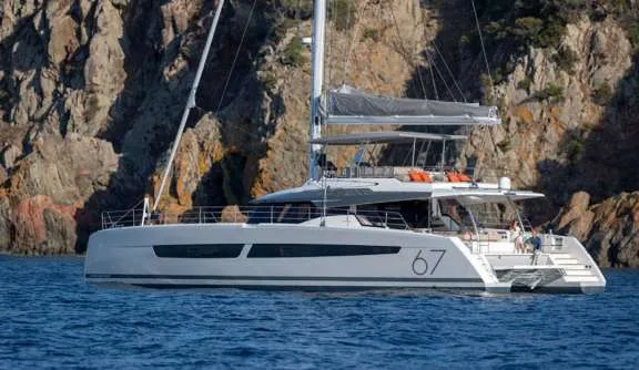Image of LOOMA yacht #2
