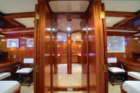 Image of FREE WINGS yacht #12