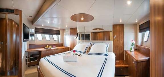 Image of Sunseeker Predator 62 Ena 1 yacht #6