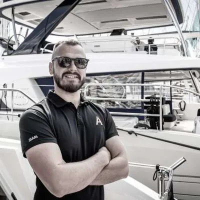 Deckhand Tin Drzic