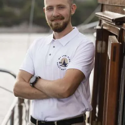 Waiter Tomislav