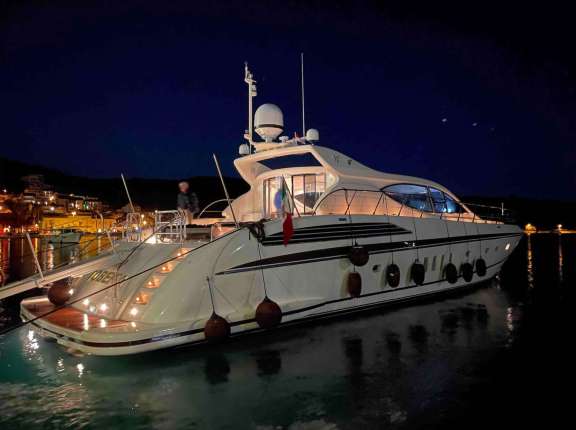 Image of TOBEKA yacht #13
