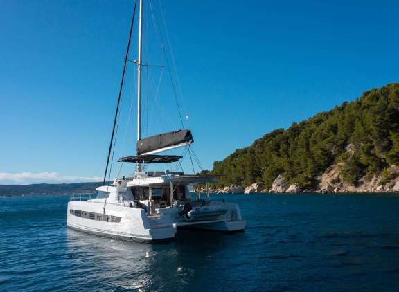 Image of OCEAN LOUNGE yacht #19