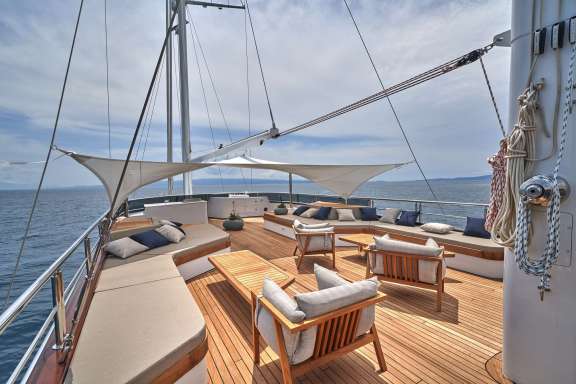 Image of S/Y Marallure yacht #4