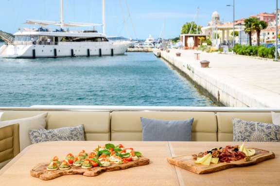 Image of STELLA D’ORO yacht #11