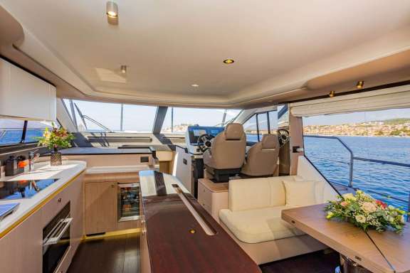 Image of GENESIS yacht #11