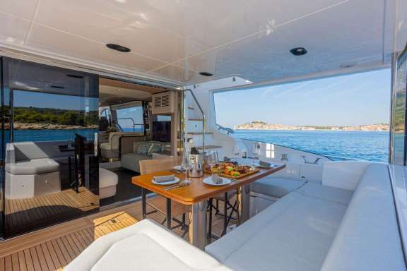 Image of GENESIS yacht #6