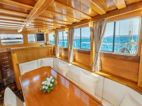 Image of SOLE yacht #2