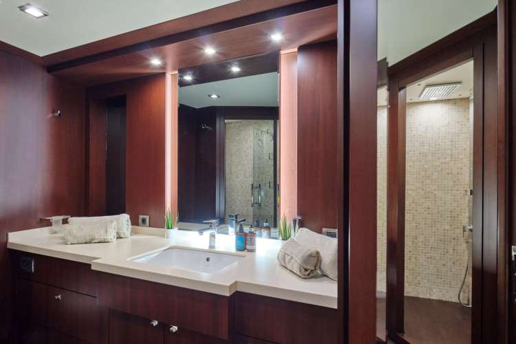Vip bathroom 