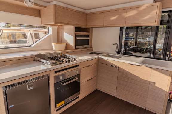 Image of AGENDA 55 (Lagoon 55) yacht #14