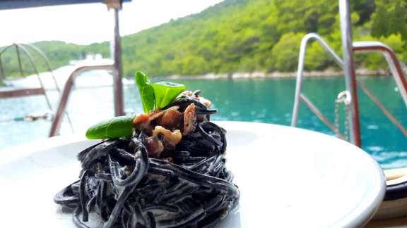 Image of Angelica yacht #17