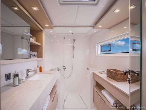 Image of JOANSEA yacht #9