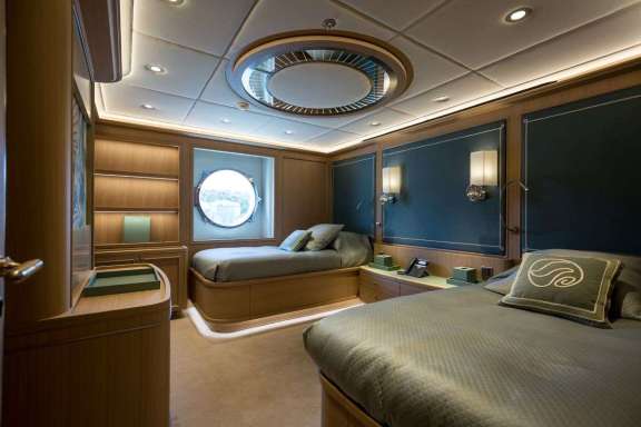 Image of DREAM yacht #8
