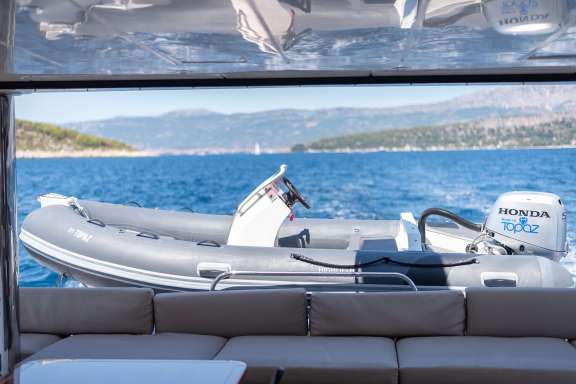 Image of TOPAZ (Lagoon 560 S2) yacht #14