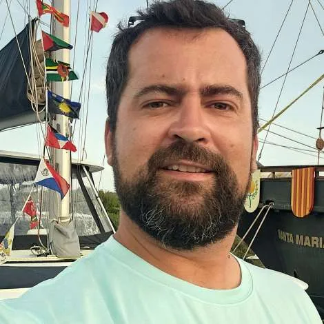 Crew of TOPAZ (Lagoon 560 S2)|captain