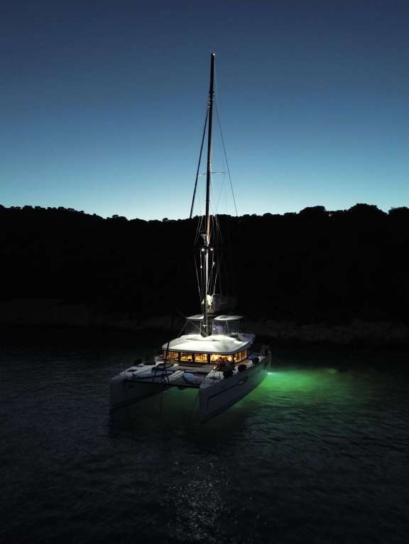 Image of SERENITY (Lagoon 52F) yacht #5