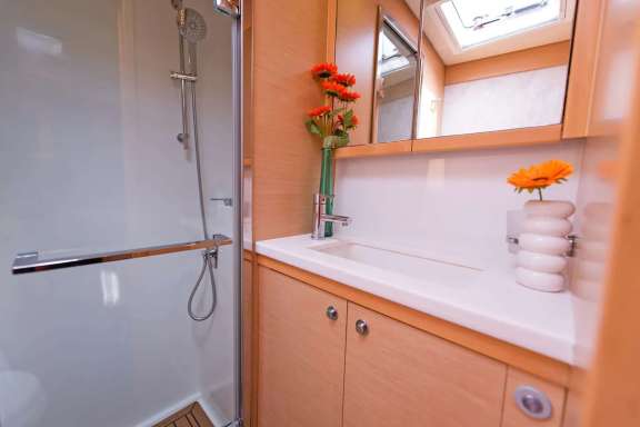 Image of SERENITY (Lagoon 52F) yacht #9