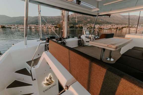 Image of LAGOON 55 TRI WING yacht #17